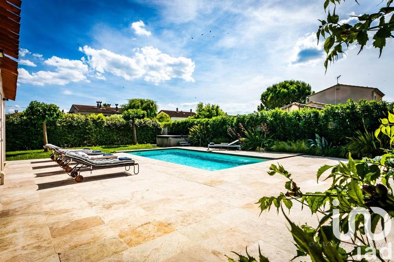 Maison - 180 m² - 6 pièces