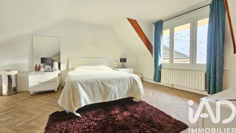 Maison - 85 m² - 5 pièces