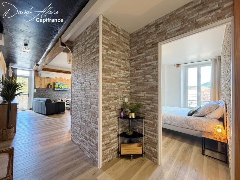 Appartement - 60 m² - 2 pièces