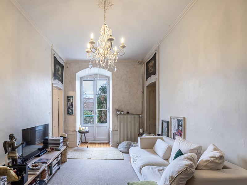 Propriété - 312 m²