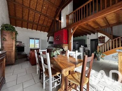 Maison - 123 m² - 4 pièces