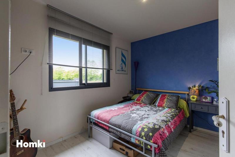 Maison - 237 m² - 5 pièces