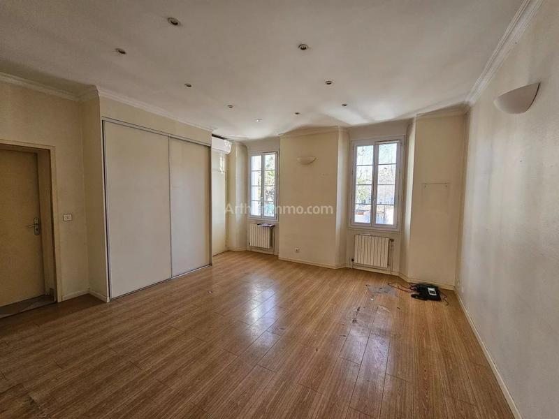 Immeuble - 260 m² - 10 pièces