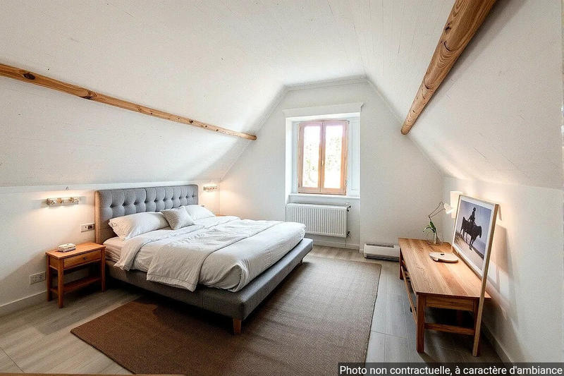 Maison - 250 m² - 8 pièces