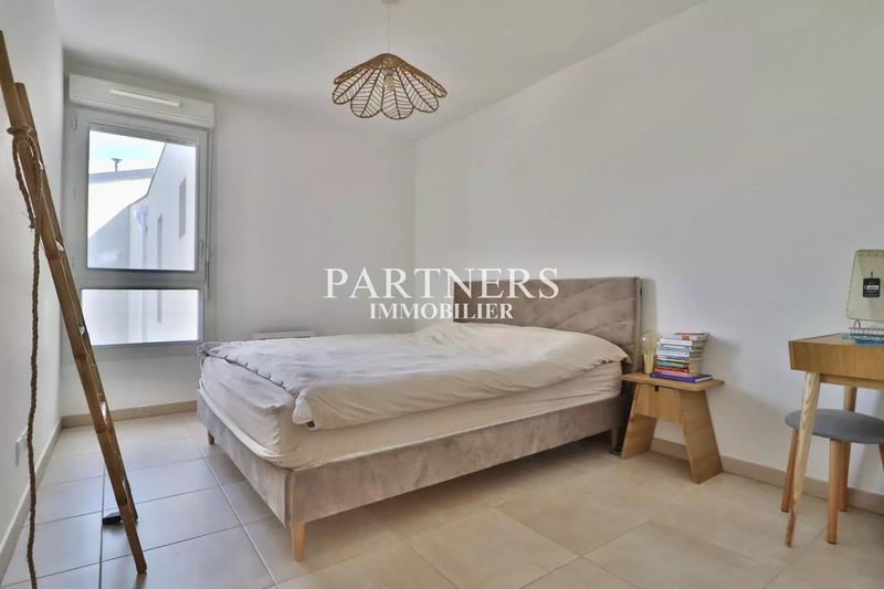 Appartement - 82 m² - 4 pièces