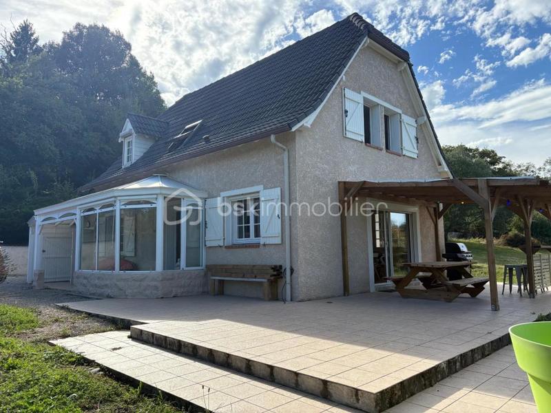 Maison traditionnelle - 117 m² - 5 pièces