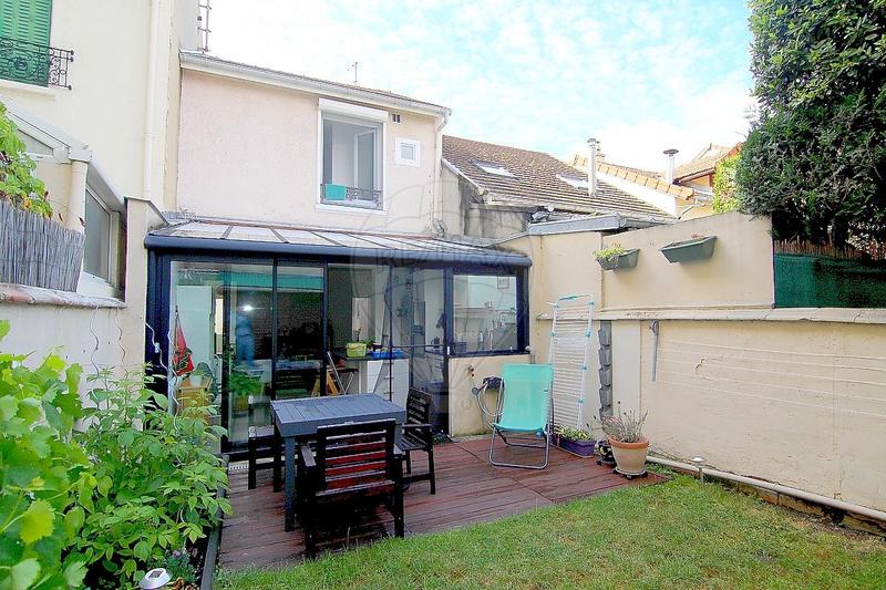 Maison - 94 m² - 6 pièces