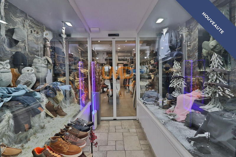 Local commercial - 60 m² - 4 pièces