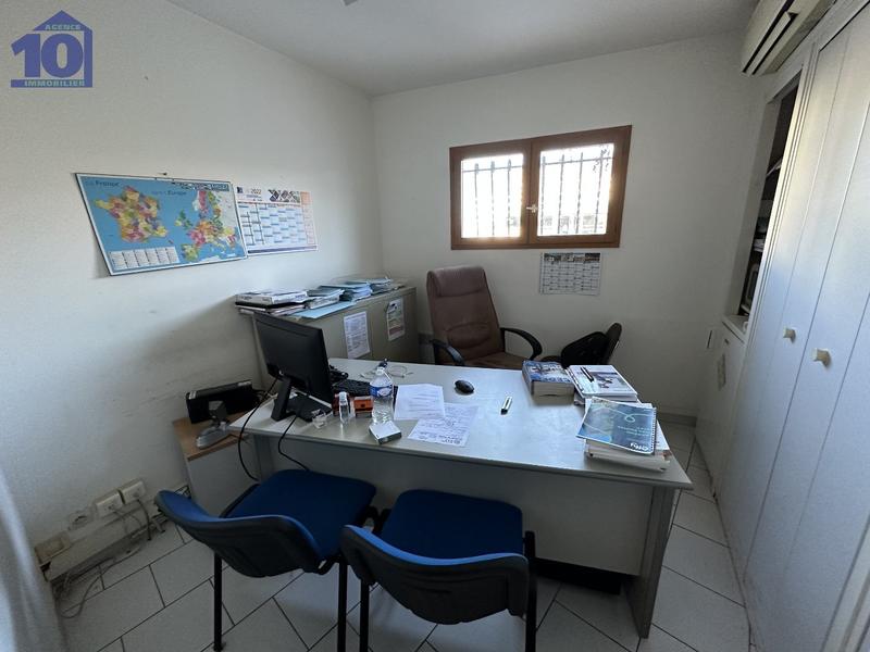 Maison - 175 m² - 8 pièces