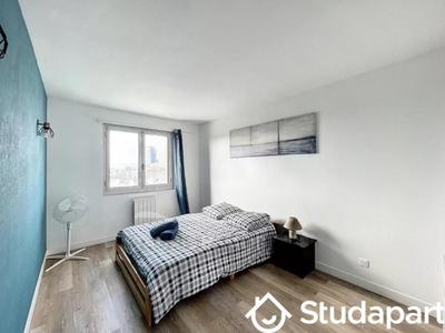 Chambre - 10 m² - 1 pièce