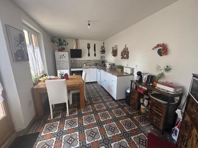 Maison - 84 m² - 3 pièces