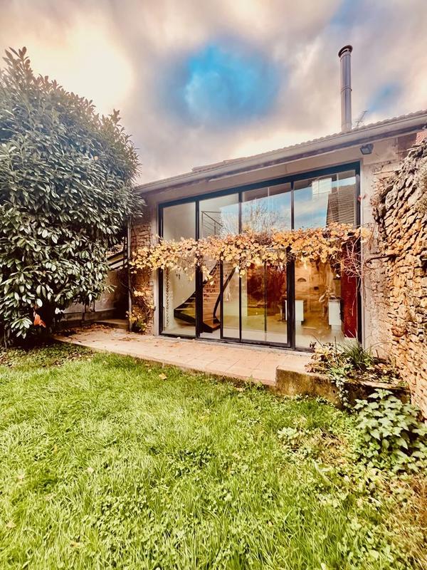 Maison en pierre - 170 m² - 5 pièces