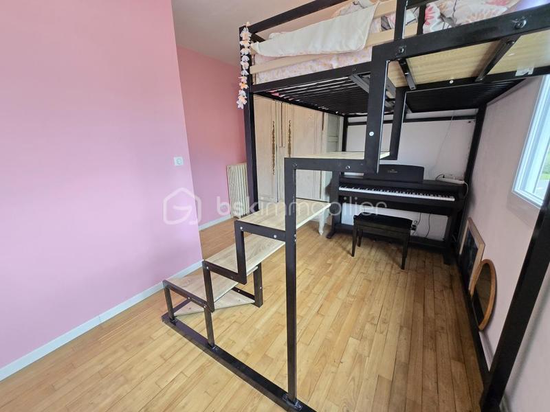 Maison - 95 m² - 5 pièces