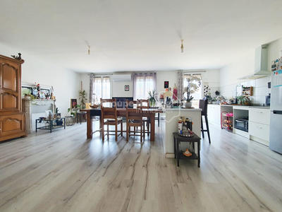 Appartement - 87 m² - 3 pièces