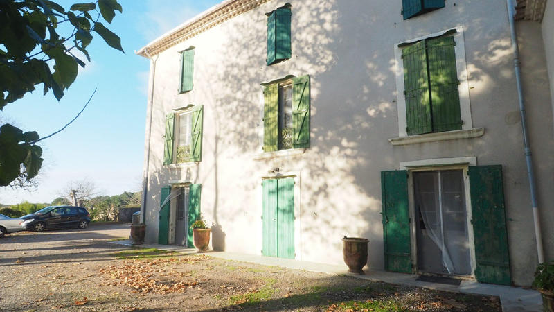 Mas - 330 m² - 8 pièces