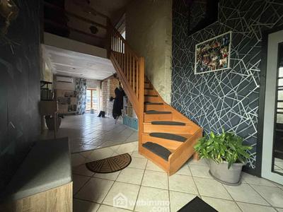 Maison - 206 m² - 6 pièces