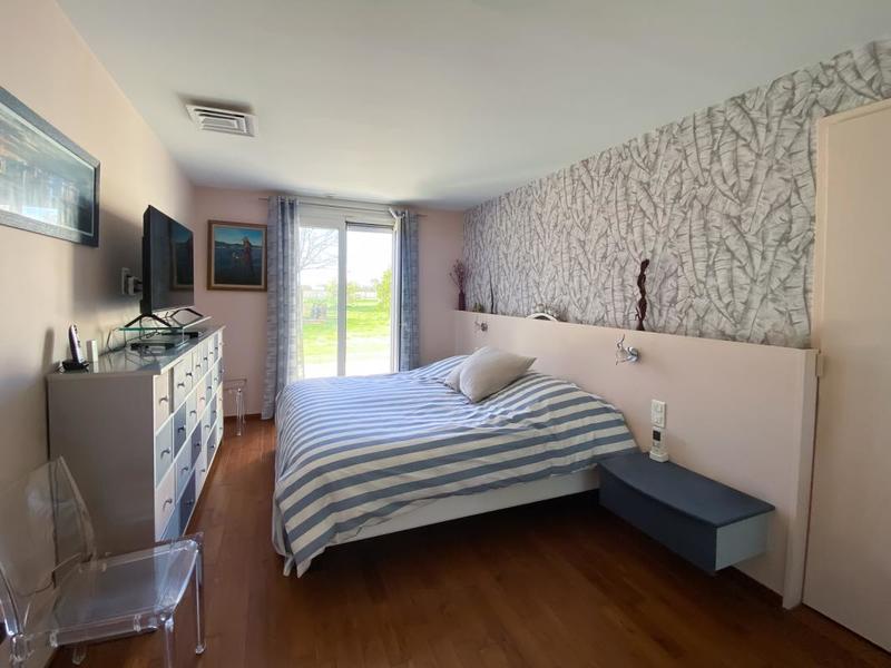 Maison - 198 m² - 9 pièces