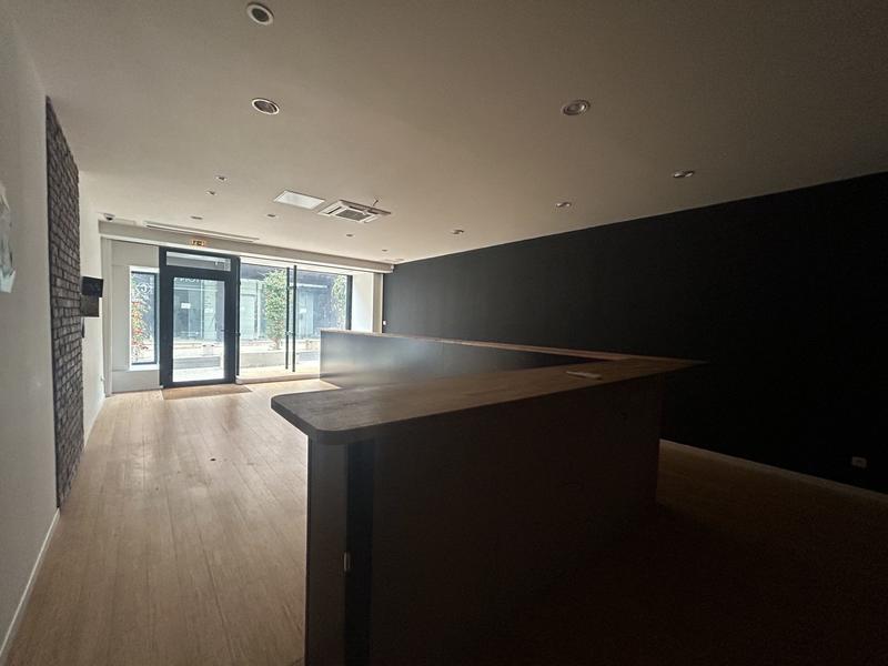 Local commercial - 78 m² - 2 pièces