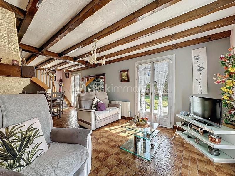 Maison traditionnelle - 107 m² - 4 pièces