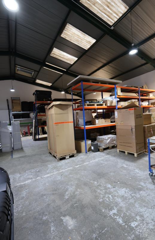 Bureau - 1 888 m² - 10 pièces