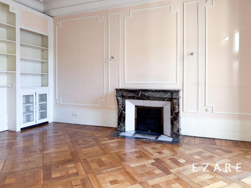 Appartement - 173 m² - 7 pièces