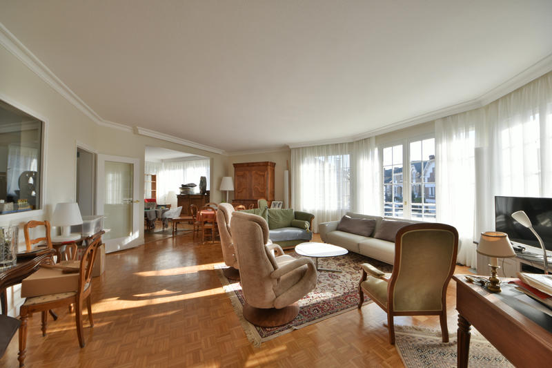 Maison - 175 m² - 7 pièces