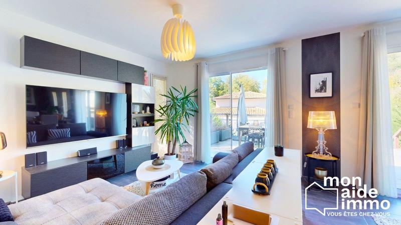 Maison - 100 m² - 5 pièces