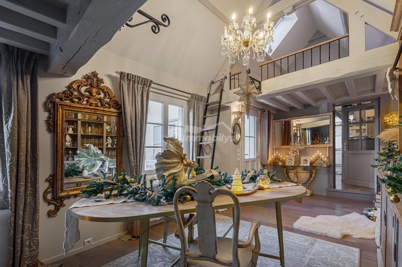 Maison ancienne - 260 m² - 5 pièces