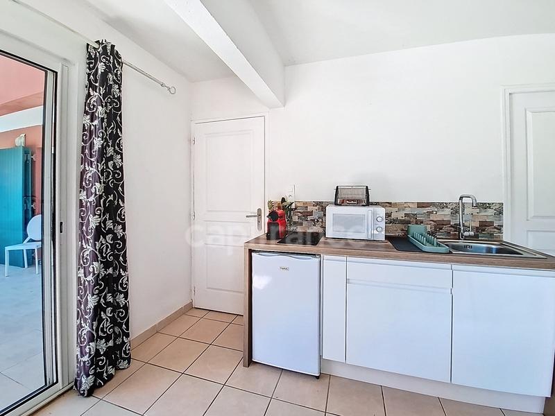 Villa - 196 m² - 4 pièces