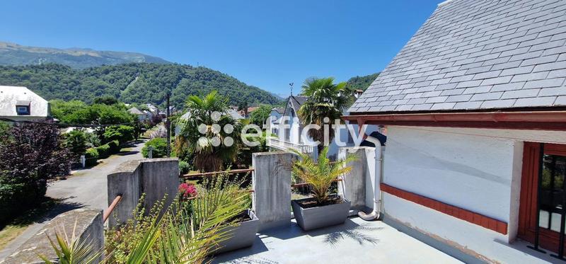 Appartement - 150 m² - 4 pièces