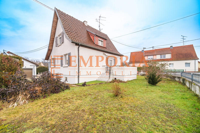 Maison - 90 m² - 5 pièces