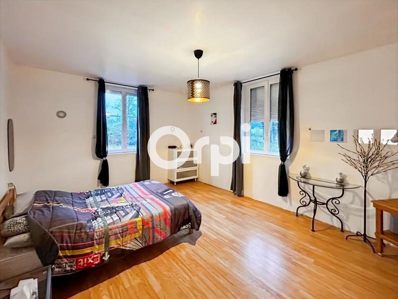 Maison - 162 m² - 4 pièces