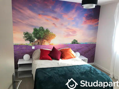 Chambre - 12 m² - 1 pièce