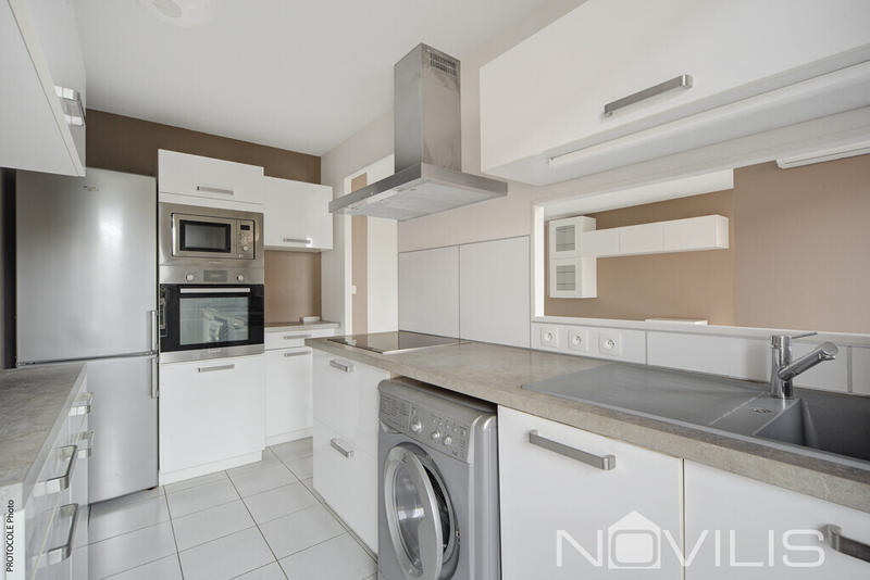 Appartement - 79 m² - 4 pièces