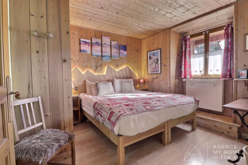 Châlet - 258 m² - 12 pièces