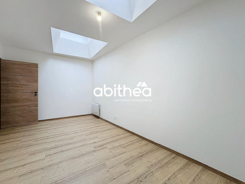 Appartement - 92 m² - 4 pièces