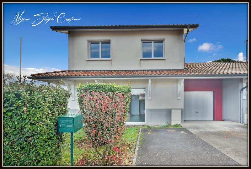 Maison - 85 m² - 4 pièces