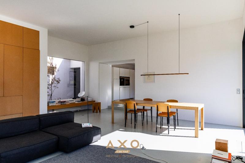 Maison - 190 m² - 6 pièces