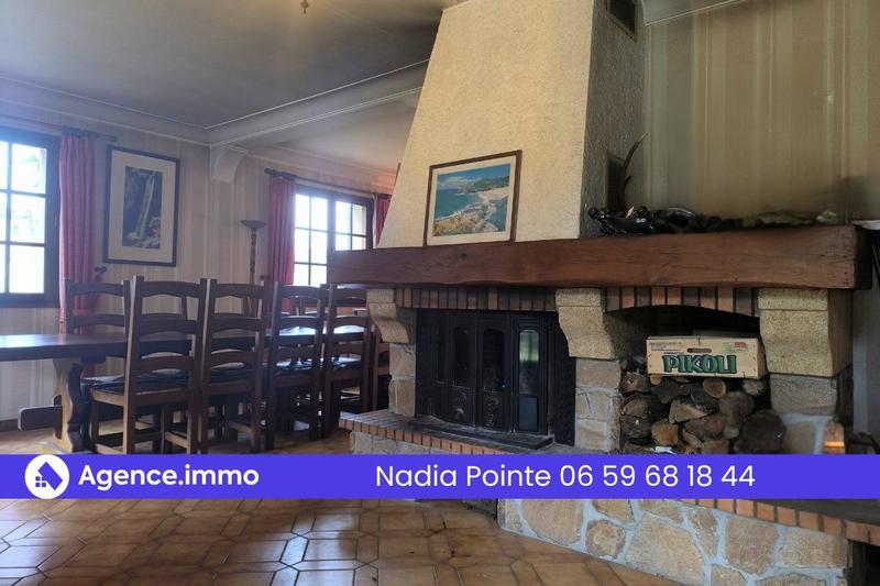 Maison traditionnelle - 147 m² - 8 pièces