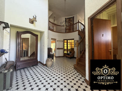 Maison - 192 m² - 8 pièces