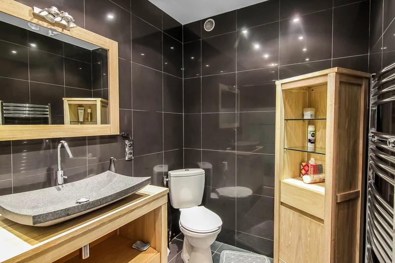 Appartement - 90 m² - 3 pièces