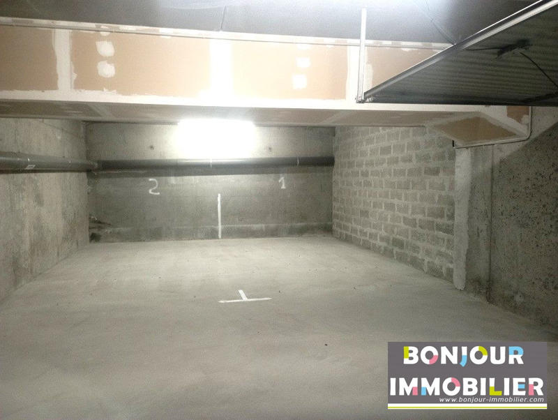 Parking / Garage - 15 m²