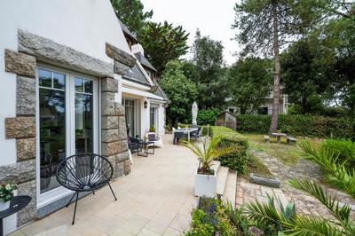 Maison - 200 m² - 5 pièces