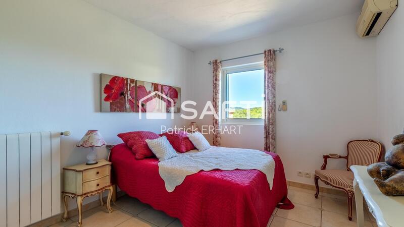 Maison - 278 m² - 7 pièces