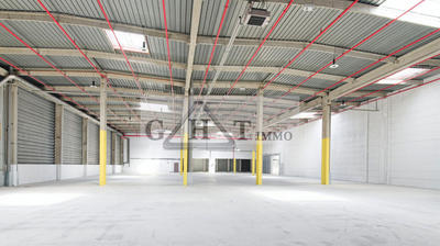 Entrepôt - 2 098 m²