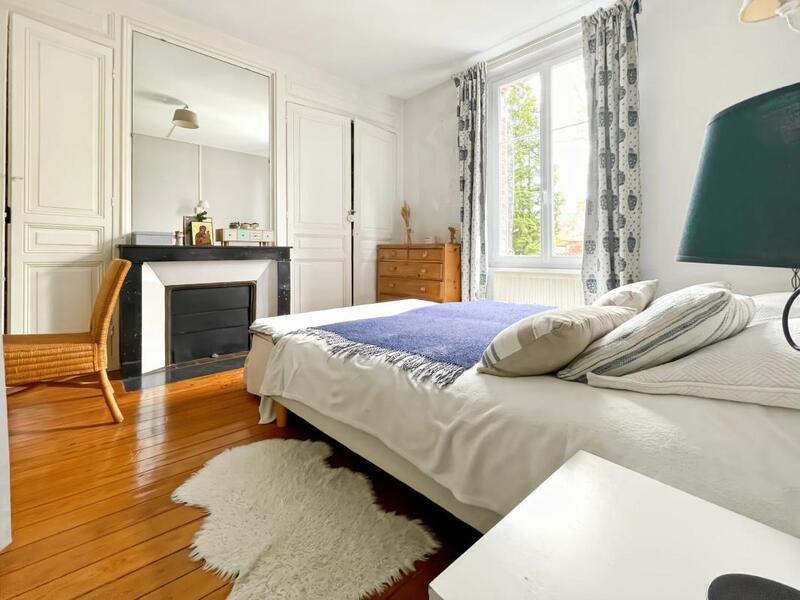 Maison de ville - 140 m² - 6 pièces