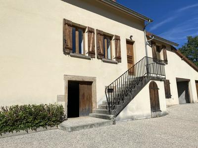 Maison - 84 m² - 4 pièces