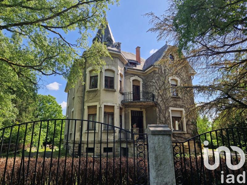 Maison - 315 m² - 20 pièces