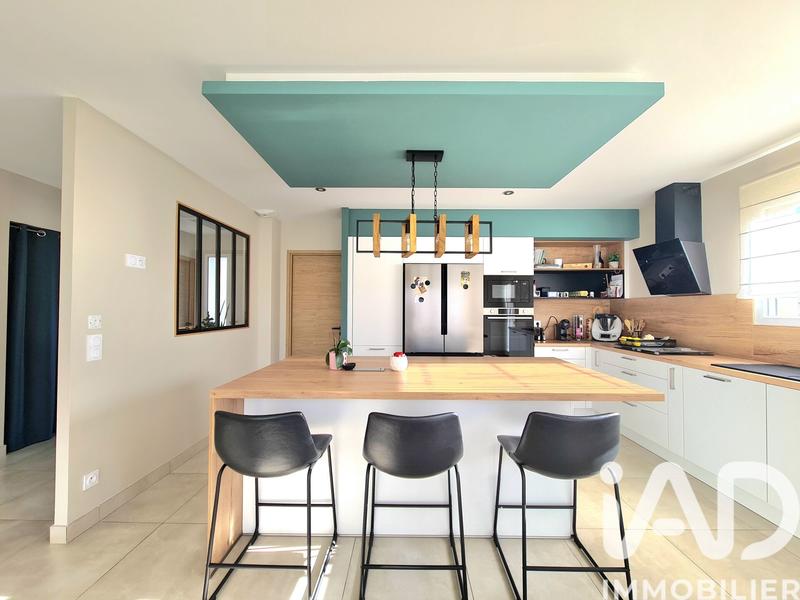 Maison - 189 m² - 5 pièces