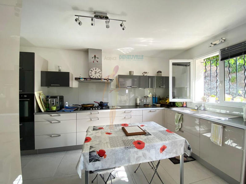 Villa - 185 m² - 6 pièces